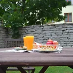 Pilve Aparthotel 2*