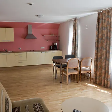 Pilve מלון דירות